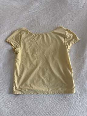 Wild Fable Women's Yellow Short Sleeve Open Back Crop Top